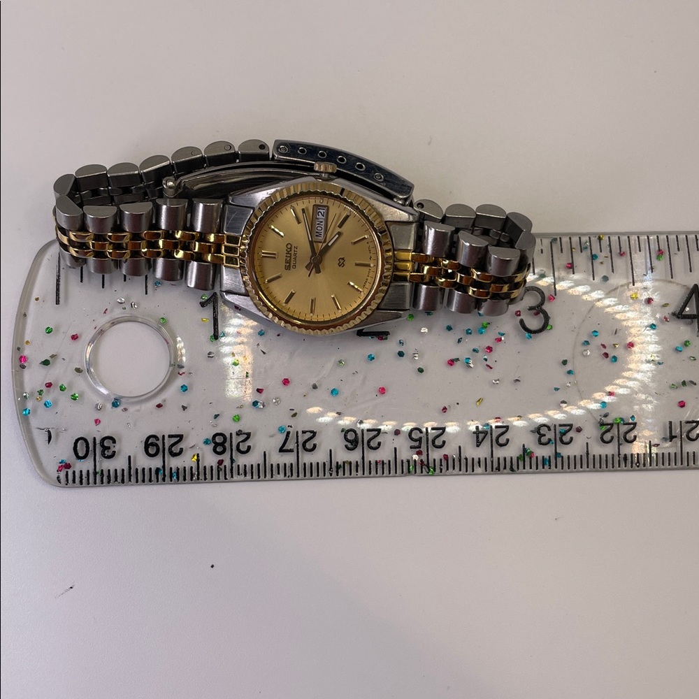 Vintage Seiko Quartz Watch Gold Dial Day Date Two Tone Jubilee Bracelet Classic - Picture 12 of 12